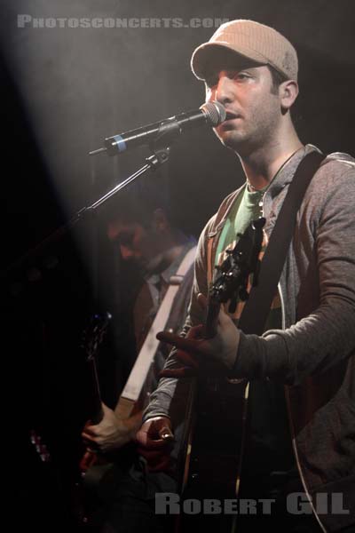 BOYCE AVENUE - 2011-05-05 - PARIS - La Fleche d'Or - 